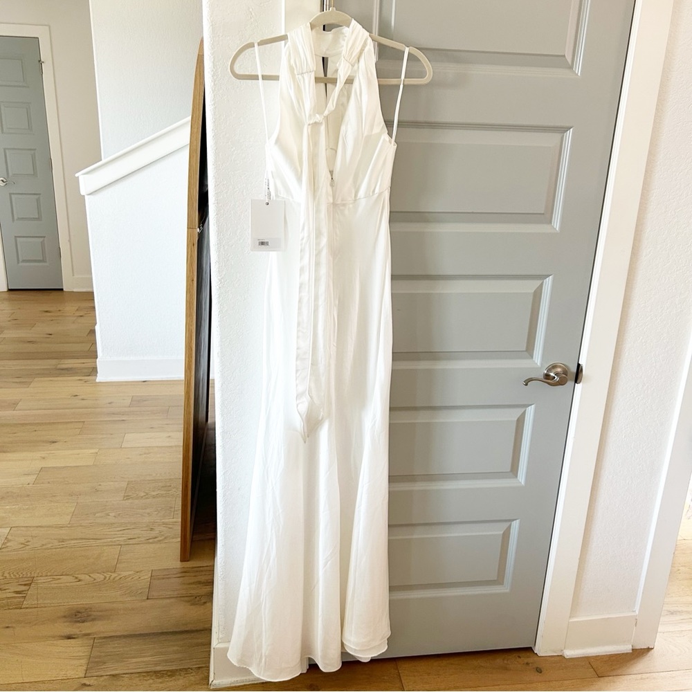 NWT 49520 Mac Duggal Keyhole Halter Empire Waist Gown - Picture 6 of 7